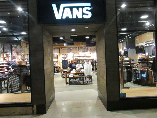 vans store in woodland mall \u003e Clearance 