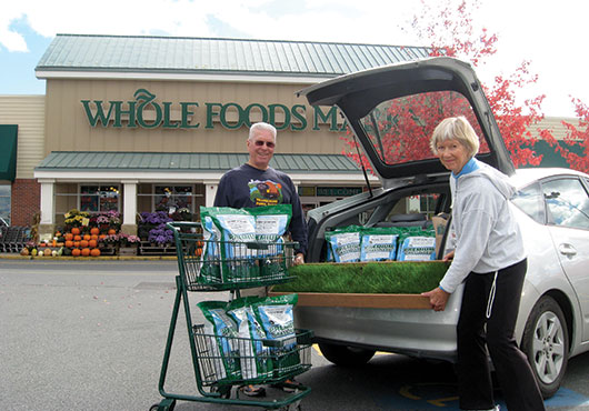 This couple drove almost 5,000 miles round trip from their home in Montana to Massachusetts not only so they could fill up their Prius with 700 pounds of Pearl’s Premium grass seed, but also to meet Jackson Madnick in person. Talk about extreme fans!